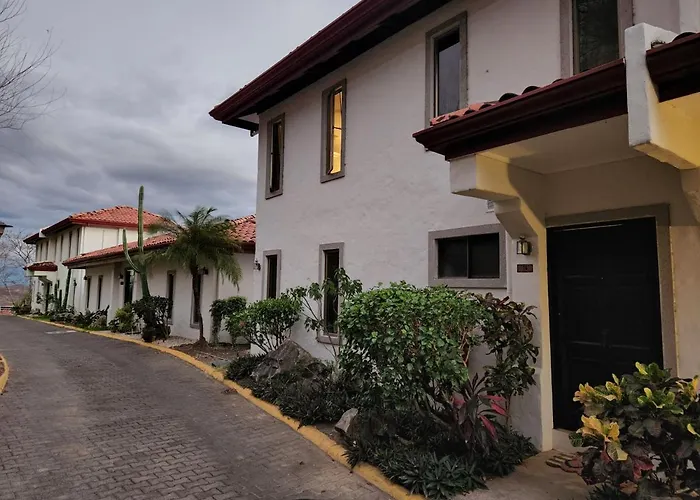 Villa Hermosa W/pool & Amazing Views Playa Hermosa (Guanacaste)